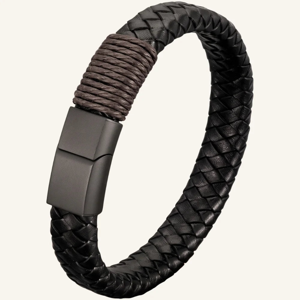 bracelet en cuir tressé et enroulé