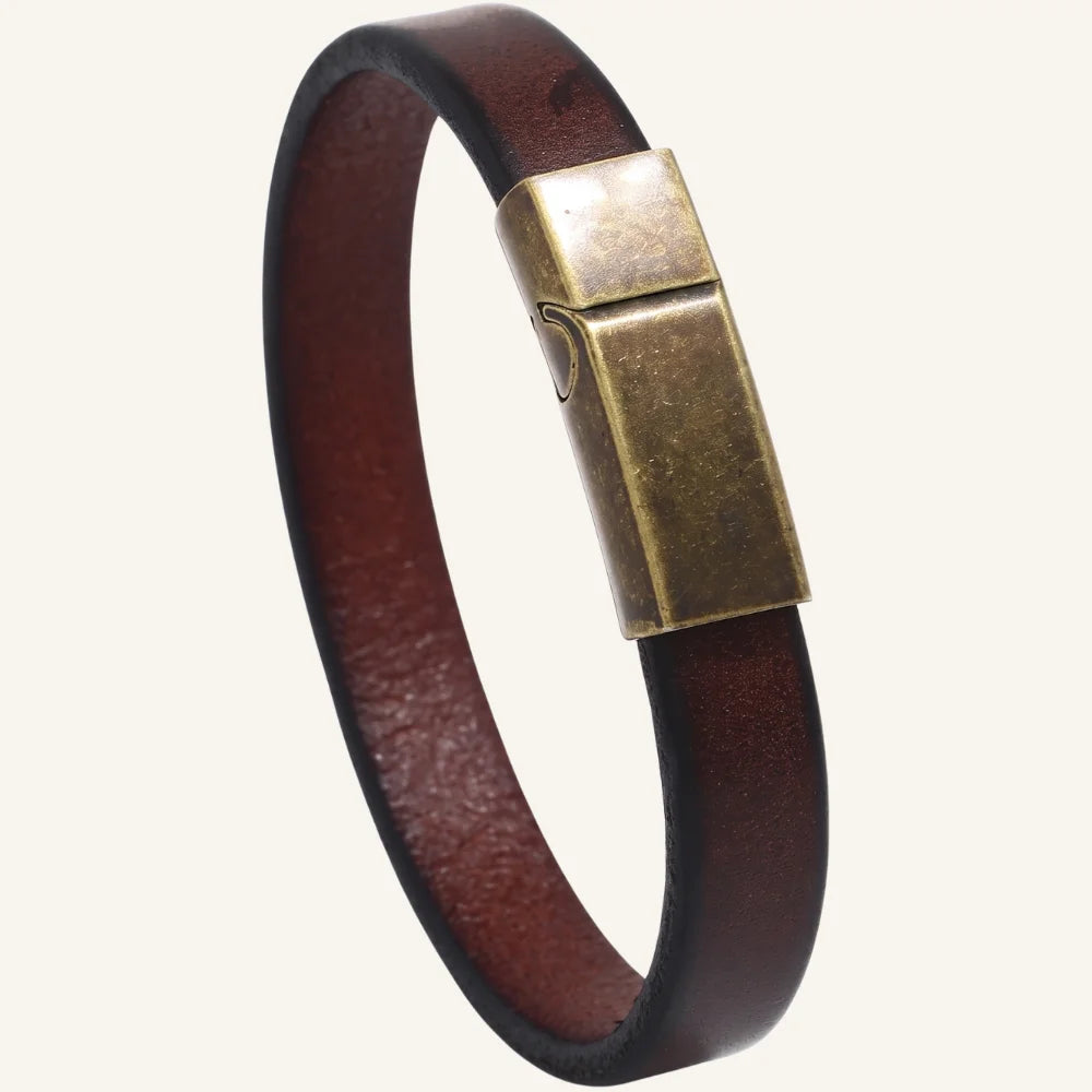 produit bracelet en cuir vintage et acier Image